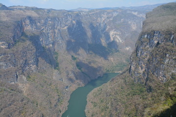 Fototapeta premium Cañon del Sumidero Chiapas Mexique - Sumidero Canyon Chiapas Mexico