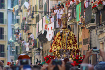 San Fermín en procesión, Pamplona, Navarra, España	