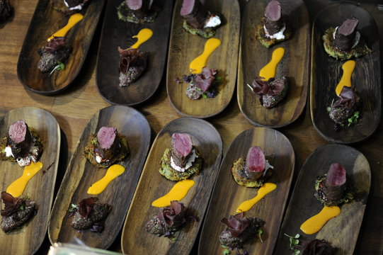 Wild Filet angerichtet und dekoriert