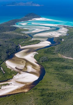 View downstream to Hill Inlet and Whitehaven Beach, Whitsunday Island, Queensland, Australia, Oceania