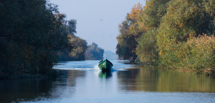 Fisherman, Danube Delta, UNESCO WORLD HERITAGE, Tulcea County, Romania, Europe