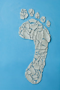 Clay shards building footprint on blue background