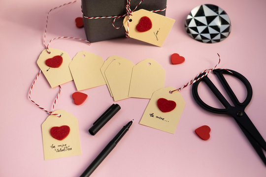 Labelling tags for Valentine gifts