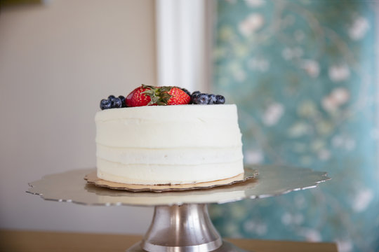 White cake with fresh fruits