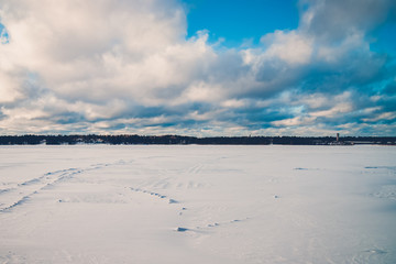 Fototapeta na wymiar Landscape of a winter lake.