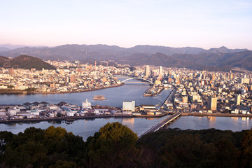 高知市街風景