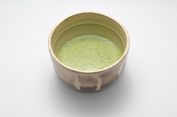 白バックに置いた抹茶