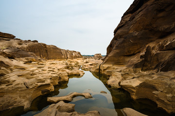 Fototapeta na wymiar Natural of Rock Canyon in Mekhong River in Ubon Ratchathani, Thailand