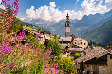 Ayas, Aosta, Italia - obrazy, fototapety, plakaty