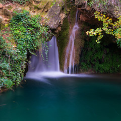 Pequeña cascada en el río Bohilgues. Ademuz. Comunidad Valenciana. España