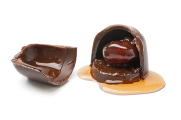  Broken chocolate cherry bonbon