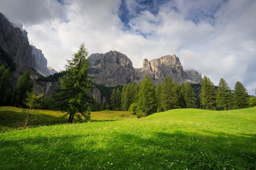 da Colfosco alle cascate del Pisciad&ugrave; - Val Badia, Dolomiti