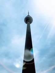 Obraz premium Berlin, Fernsehturm, Sky