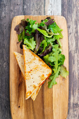 roasted chicken tandoori sauce sandwich