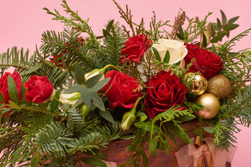 Fototapeta na wymiar christmas decoration on pink background