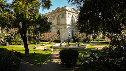 Fototapeta na wymiar Museum in Santiago Chile with its Beautiful Garden Fountain and Buildings