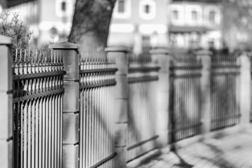 The new metal fence 