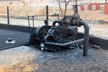 Different types of valves and indicators in the oil industry