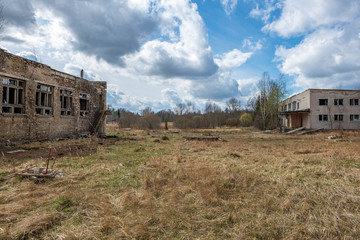 Fototapeta na wymiar abandoned military buildings in city of Skrunda in Latvia