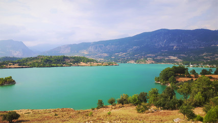 Fototapeta na wymiar Turkey is a mountain lake
