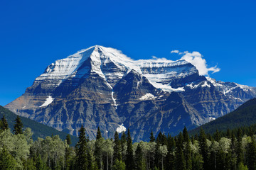 Mount Robson close-up on a sunny day in Mount Robson Provincial Park on a sunny day, Fraser-Fort George H, BC, Canada.