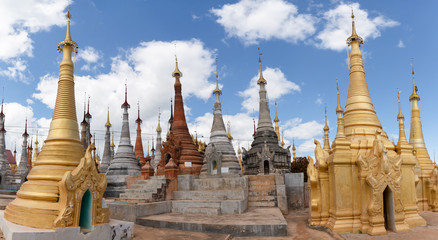 Fototapeta premium Shwe Indein Pagoda in the Indein village at Inle Lake,Shan State,Myanmar