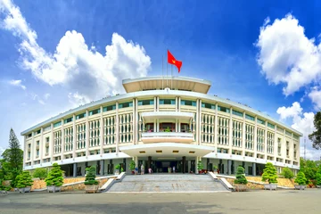 Foto op Canvas Ho Chi Minh city, Vietnam, August 24th, 2018: Front View Reunification Palace, which work of president and government to recognize national historic sites in Ho Chi Minh City, Vietnam © huythoai