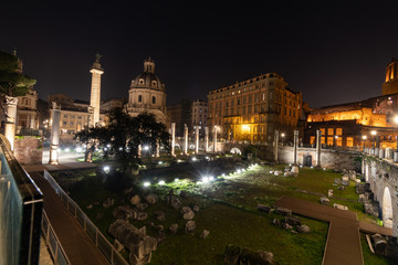 Fototapeta na wymiar rome at night take 6