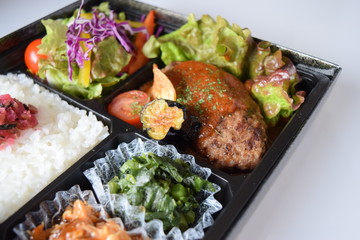 高級弁当　高級豚　ハンバーグ　焼肉　弁当