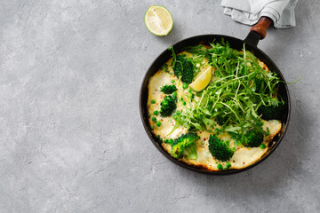 Broccoli frittata frying pan top view