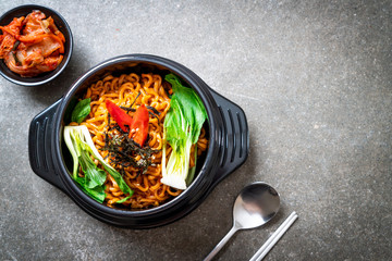 korean instant noodles with vegetable and kimchi