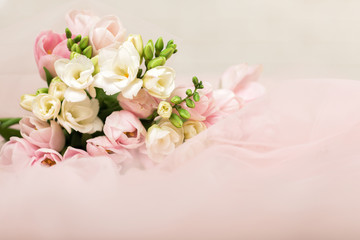 Obraz na płótnie Canvas wedding beautiful bouquet of pink tulips. copy space
