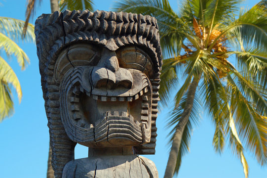 Sculpture of a local god, Big Island, Hawaii, USA