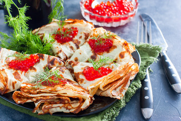 Flour-free pancakes, gluten-free, low-carb with red caviar, horizontal