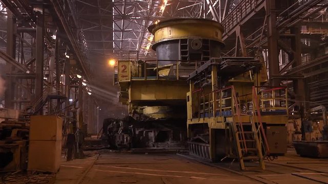 Liftable ladle turret of CCM (Continuous Casting Machine)
