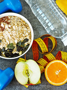 https://www.shutterstock.com/ru/image-photo/fitness-food-concept-oatmeal-fruits-nuts-1121284241?src=7Y4s2nzaxkuFZJ9DqpHlzw-1-41