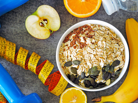 https://www.shutterstock.com/ru/image-photo/fitness-food-concept-oatmeal-fruits-nuts-1121284241?src=7Y4s2nzaxkuFZJ9DqpHlzw-1-41