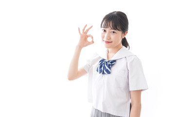OKサインをする学生