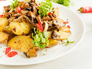 Potatoes with champignons