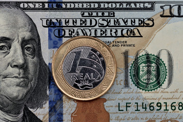 Cotação do dolar americano e real brasileiro para turismo e negocios de exportação e...