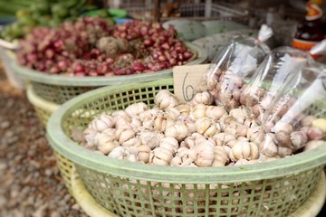 garlic at the market