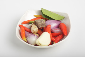 Spices contains chillies, onion, garlic, citrus leaf, and terasi