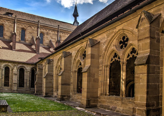 Fototapeta na wymiar inner courtyard of monastery maulbronn