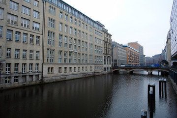 Naklejka premium The canals of Hamburg