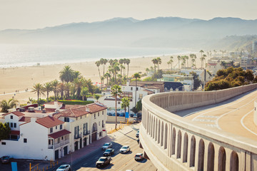 View from California Incline on Pacific freeway and ocean in Santa Monica - 256694350