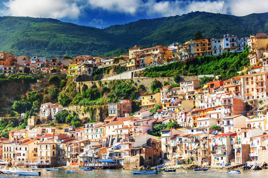 Detailed view of Chianalea di Scilla