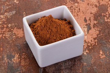 Cocoa powder in the bowl