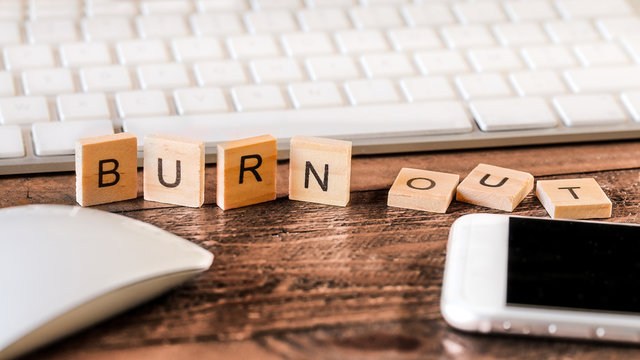 Letters on wooden pieces : Burn out
