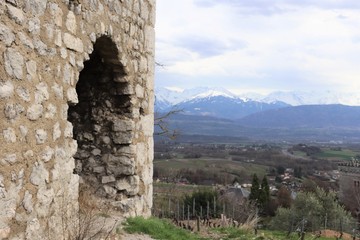 TOURS DE CHIGNIN - VILLAGE DE CHIGNIN - SAVOIE