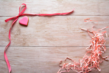 valentines day background texture light wood pink heart and ribbonЙФ+